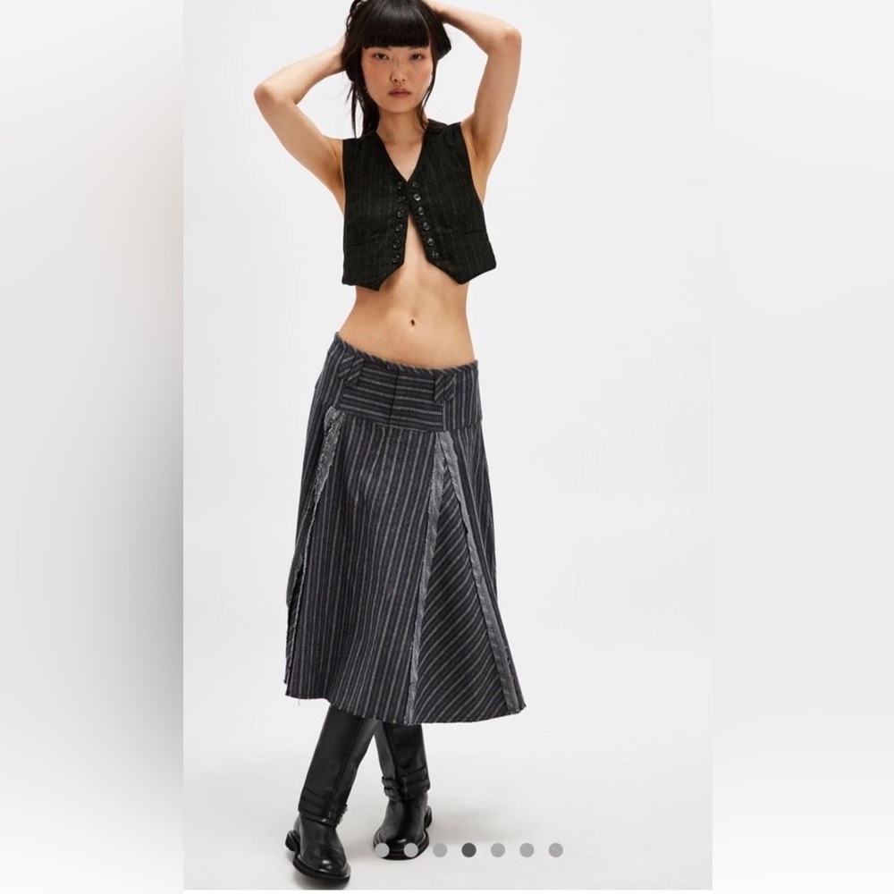 Free People Amelia Midi Skirt Pinstripe Pattern Frayed Seam Grey Combo - Picture 4 of 9